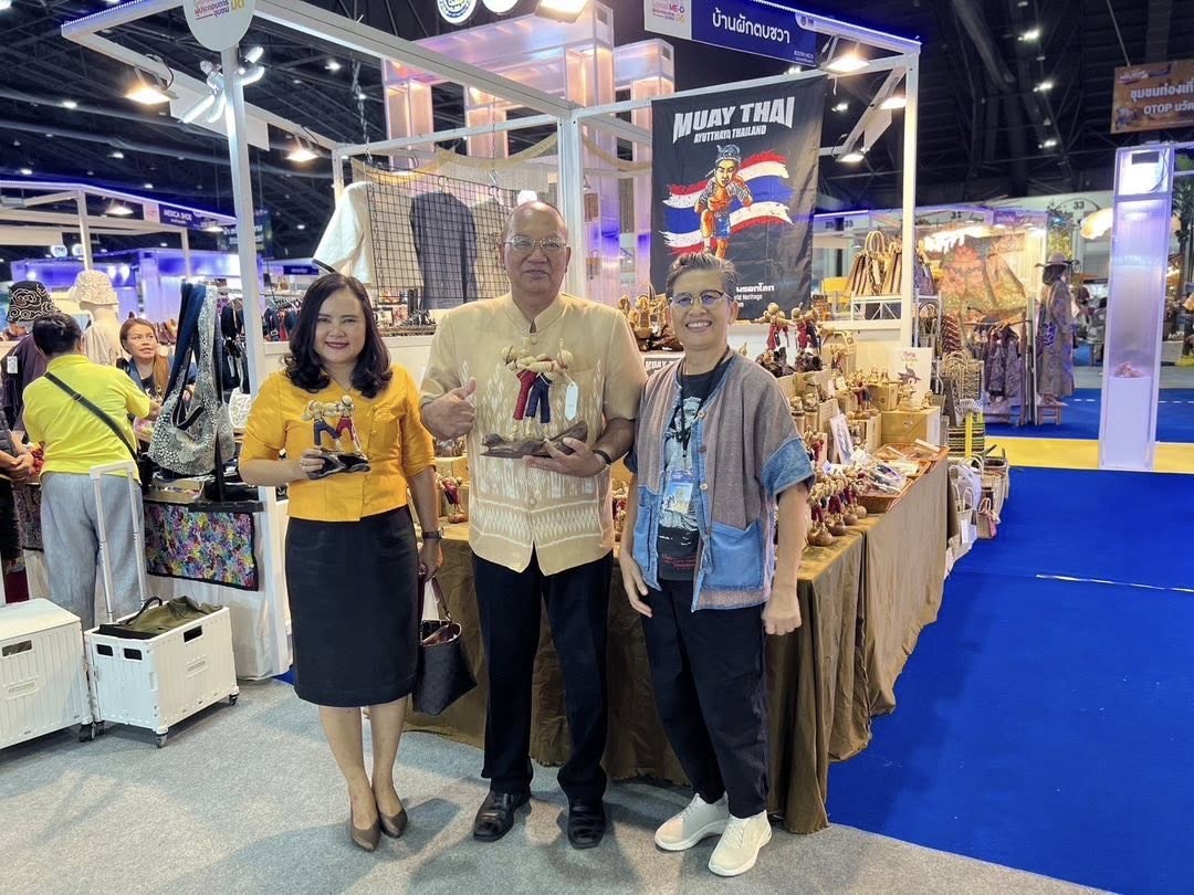 พช.อยุธยา ร่วมพิธีเปิดงาน OTOP Midyear 2025 OTOP ทันโลก ทันสมัย เศรษฐกิจไทยยั่งยืน ณ อิมแพ็ค เมืองทองธานี