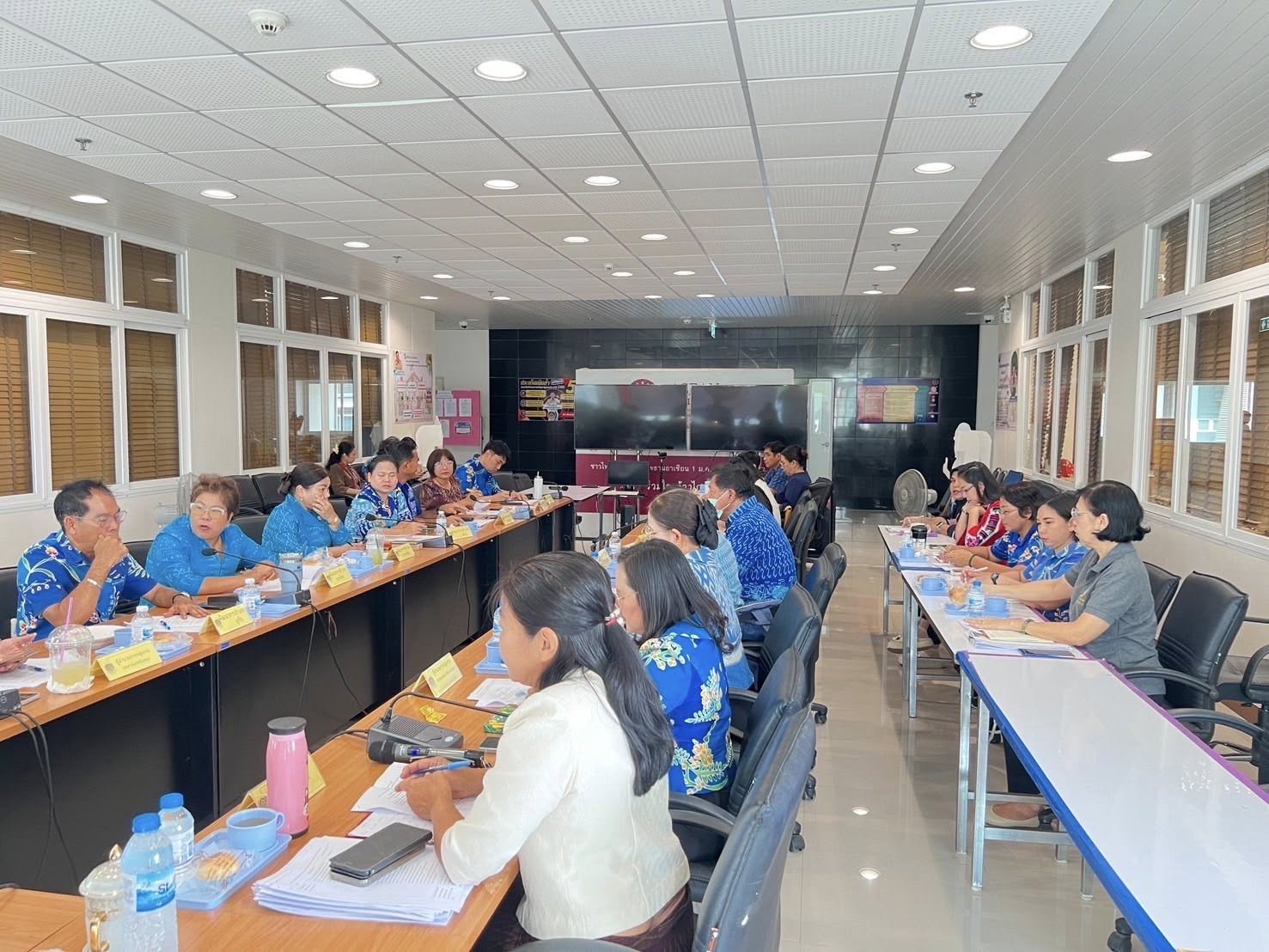 พช.อยุธยา ประชุมขับเคลื่อนงานพัฒนาชุมชน ประชุมผู้อำนวยการกลุ่มงานฯ พัฒนาการอำเภอ และนักวิชาการพัฒนาชุมชนครั้งที่ 5/2568