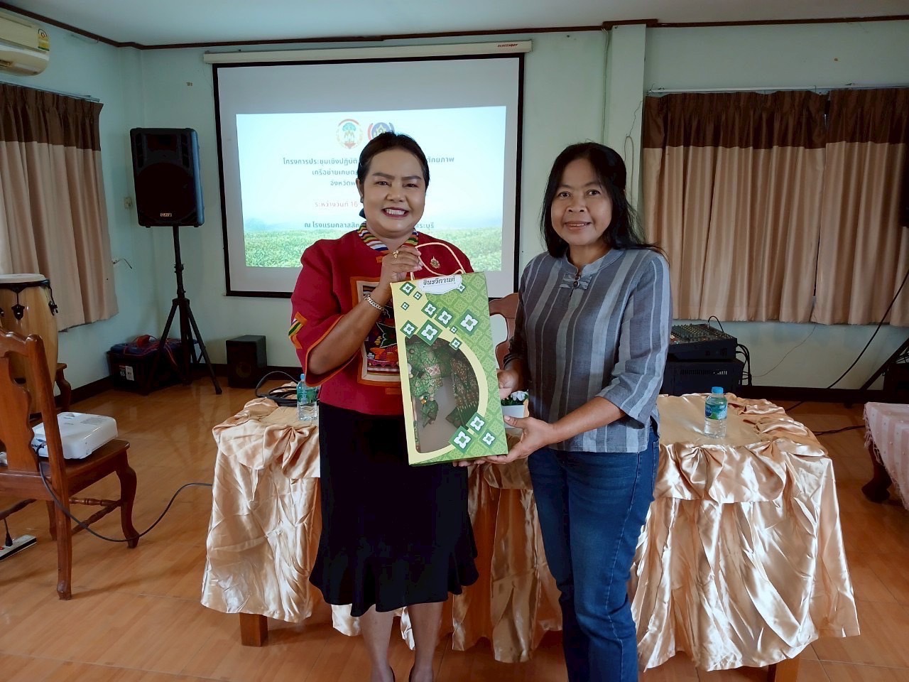 พช.อยุธยา ดำเนินโครงการประชุมเชิงปฏิบัติการส่งเสริมและพัฒนาศักยภาพเครือข่ายเกษตรปลอดภัยระดับจังหวัด (วันที่ 3)