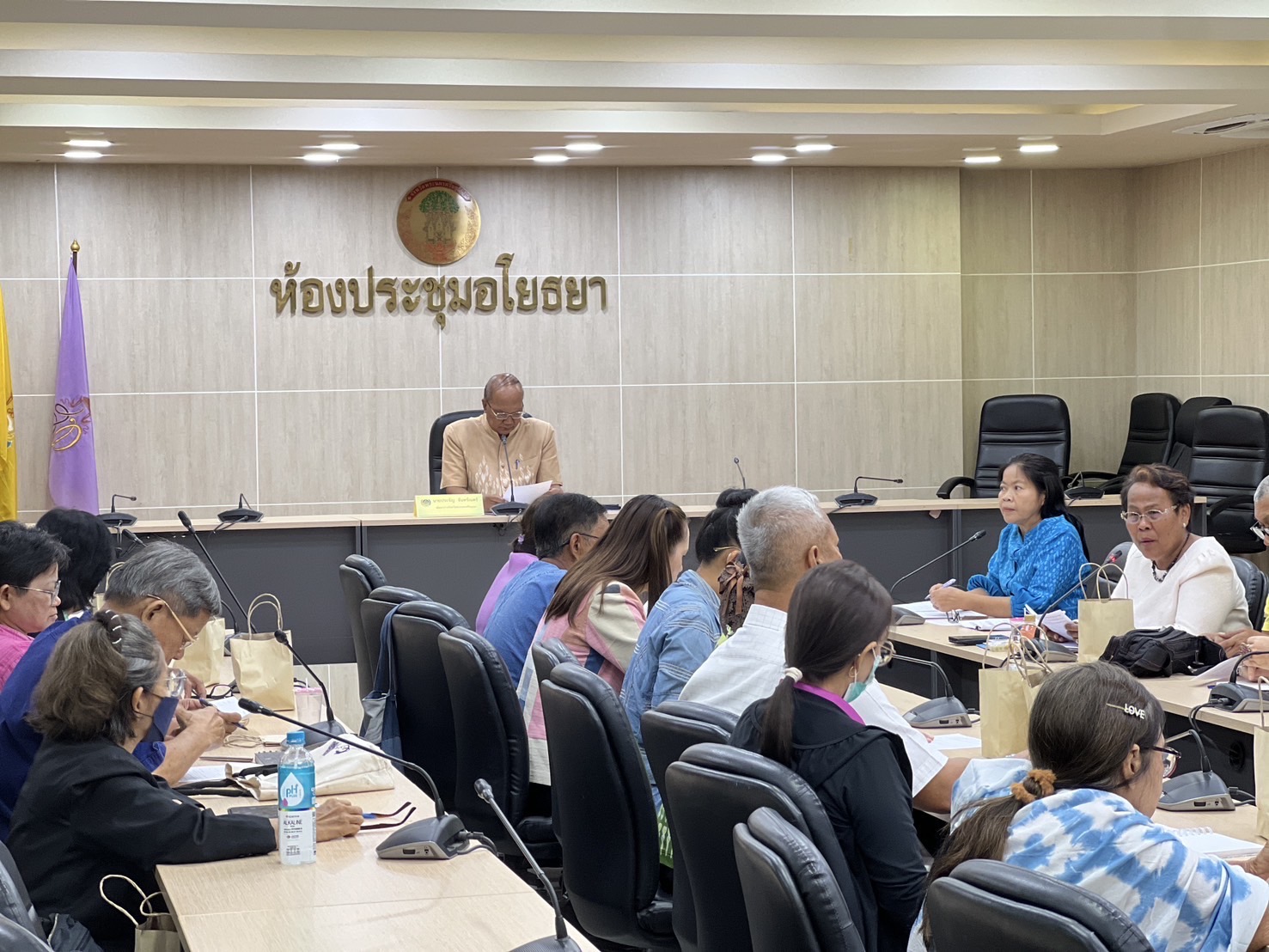 พช.อยุธยา ดำเนินประชุมคณะกรรมการเครือข่ายกลุ่มอาชีพ และผู้ผลิต ผู้ประกอบการหนึ่งตำบล หนึ่งผลิตภัณฑ์ระดับจังหวัด ครั้งที่ 1/2568