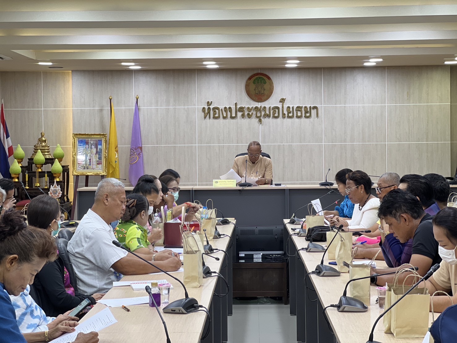 พช.อยุธยา ดำเนินประชุมคณะกรรมการเครือข่ายกลุ่มอาชีพ และผู้ผลิต ผู้ประกอบการหนึ่งตำบล หนึ่งผลิตภัณฑ์ระดับจังหวัด ครั้งที่ 1/2568