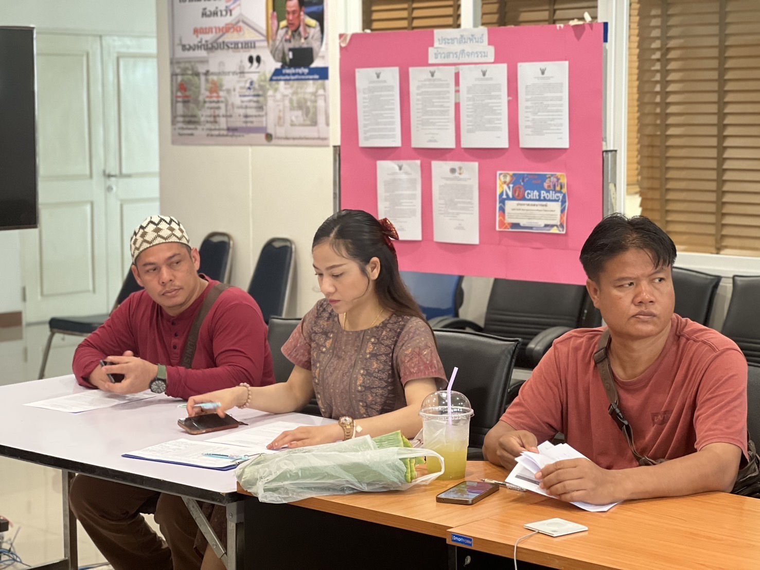 พช.กรุงเก่า จัดประชุมผู้ประกอบการที่เข้าร่วมกิจกรรม “OTOP TO FACTORY 2025” ครั้งที่ 4/2568 เพื่อเตรียมจำหน่ายสินค้า OTOP ณ มินิแบ บางปะอิน