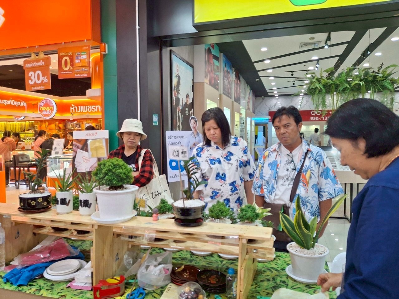 พช.อยุธยา เปิดกิจกรรมเชื่อมโยงทางการตลาดในการสร้างรายได้จากกิจการอาหารปลอดภัย ตามโครงการส่งเสริมการสร้างรายได้จากกิจการอาหารปลอดภัย