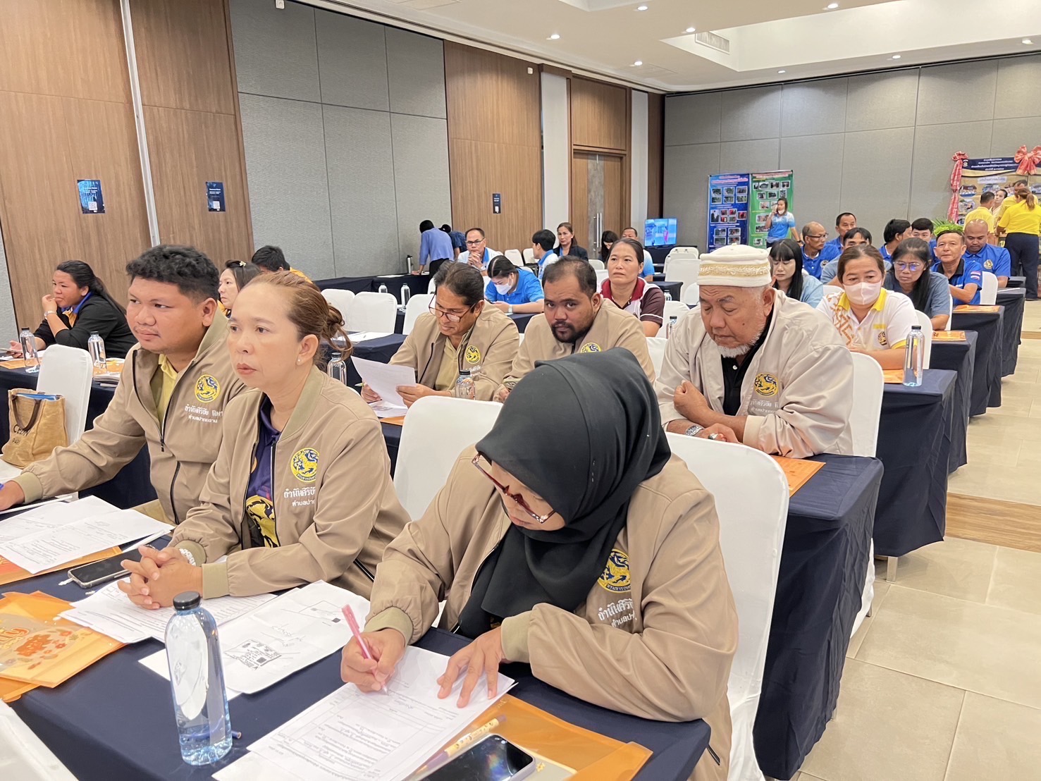 พช.อยุธยา ดำเนินโครงการเสริมสร้างและพัฒนาผู้นำการเปลี่ยนแปลง กิจกรรมสร้างเครือข่ายผู้นำการเปลี่ยนแปลงระดับจังหวัด