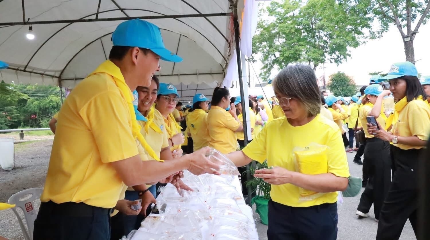 พช.อยุธยา ร่วมกิจกรรมจิตอาสาพระราชทาน เฉลิมพระเกียรติพระบาทสมเด็จพระเจ้าอยู่หัว และกิจกรรมปลูกต้นไม้ เฉลิมพระเกียรติพระบาทสมเด็จพระเจ้าอยู่หัว เนื่องในโอกาสพระราชพิธีมหามงคลเฉลิมพระชนมพรรษา 28 กรกฎาคม 2568