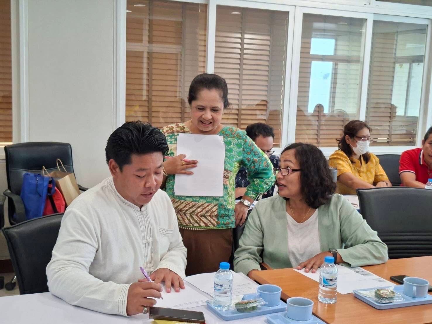 พช.อยุธยา จัดประชุมเชิงปฏิบัติการคณะกรรมการบริหารตลาด และเจ้าหน้าที่พัฒนาชุมชนที่เกี่ยวข้อง