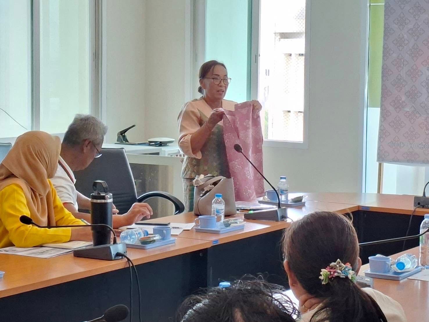 พช.อยุธยา จัดประชุมเชิงปฏิบัติการคณะกรรมการบริหารตลาด และเจ้าหน้าที่พัฒนาชุมชนที่เกี่ยวข้อง