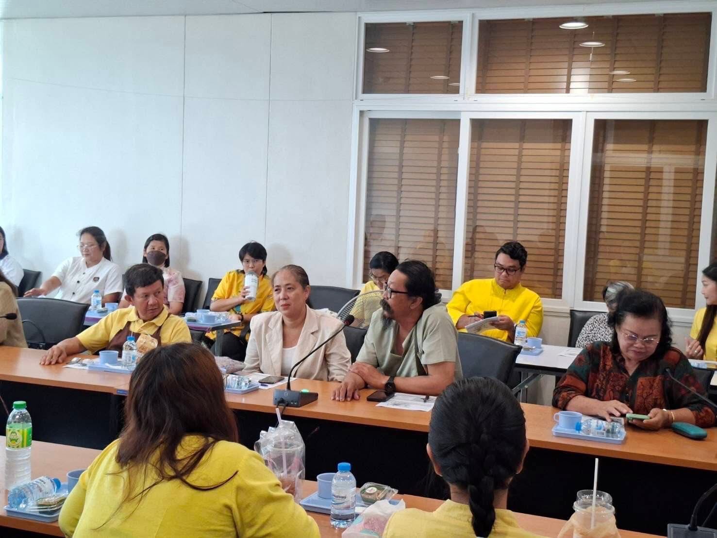 พช.อยุธยา จัดประชุมเชิงปฏิบัติการคณะกรรมการบริหารตลาด และเจ้าหน้าที่พัฒนาชุมชนที่เกี่ยวข้อง