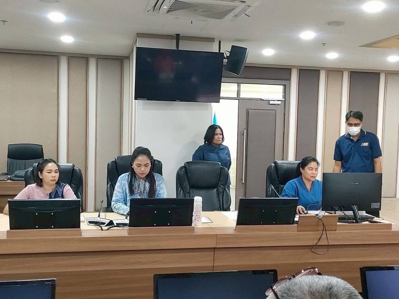 พช.อยุธยา ประชุมนำเสนอผลการพัฒนาผลิตภัณฑ์ และออกแบบบรรจุภัณฑ์ ตามโครงการส่งเสริมการพัฒนาธุรกิจของกลุ่มผู้ผลิต ผู้ประกอบการและเครือข่ายเกษตรปลอดภัยสู่ผู้ประกอบการชุมชน