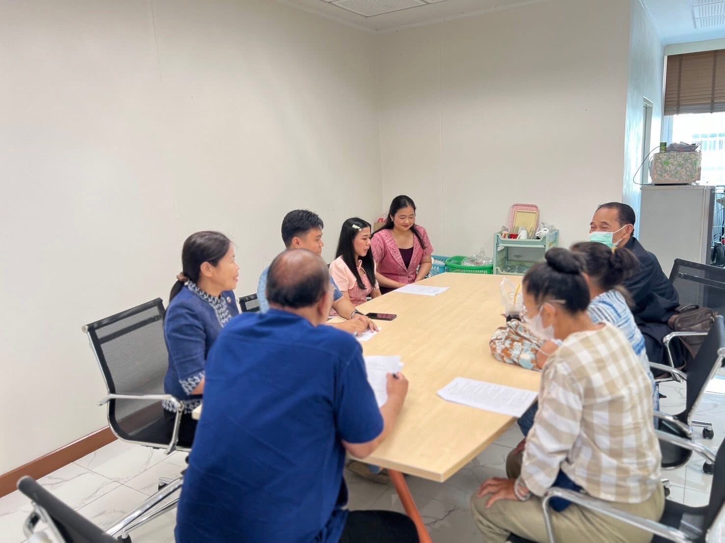 พช.อยุธยา ดำเนินการประชุมคัดเลือกคณะกรรมการขับเคลื่อนงานศิลปิน OTOP