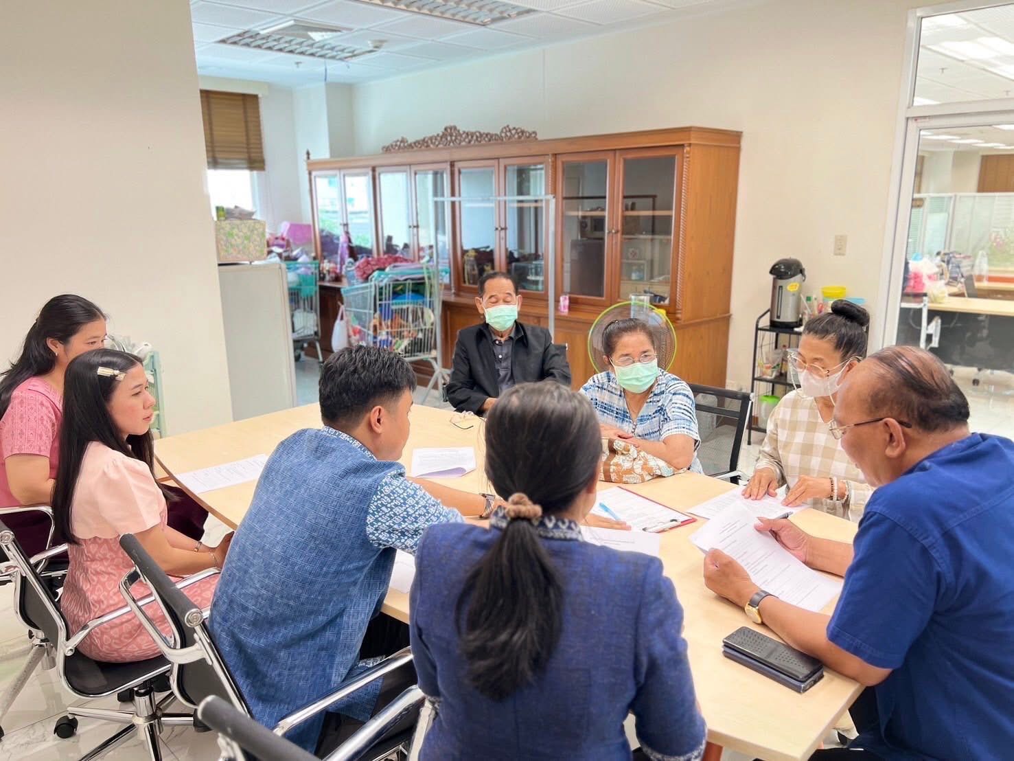 พช.อยุธยา ดำเนินการประชุมคัดเลือกคณะกรรมการขับเคลื่อนงานศิลปิน OTOP