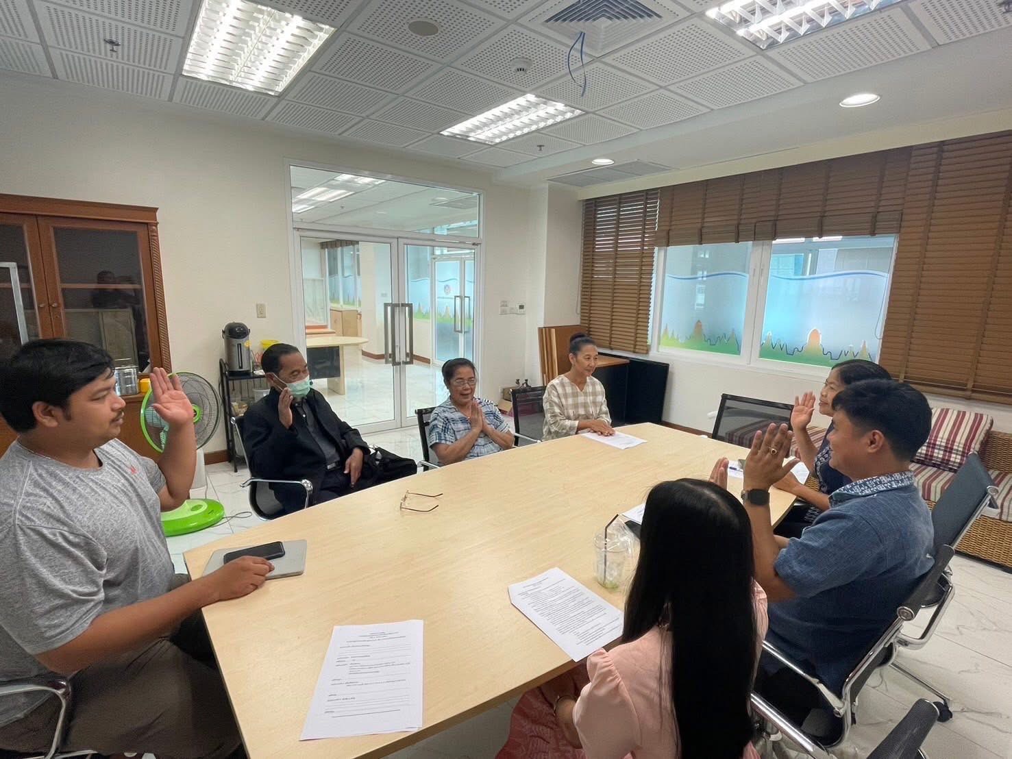 พช.อยุธยา ดำเนินการประชุมคัดเลือกคณะกรรมการขับเคลื่อนงานศิลปิน OTOP