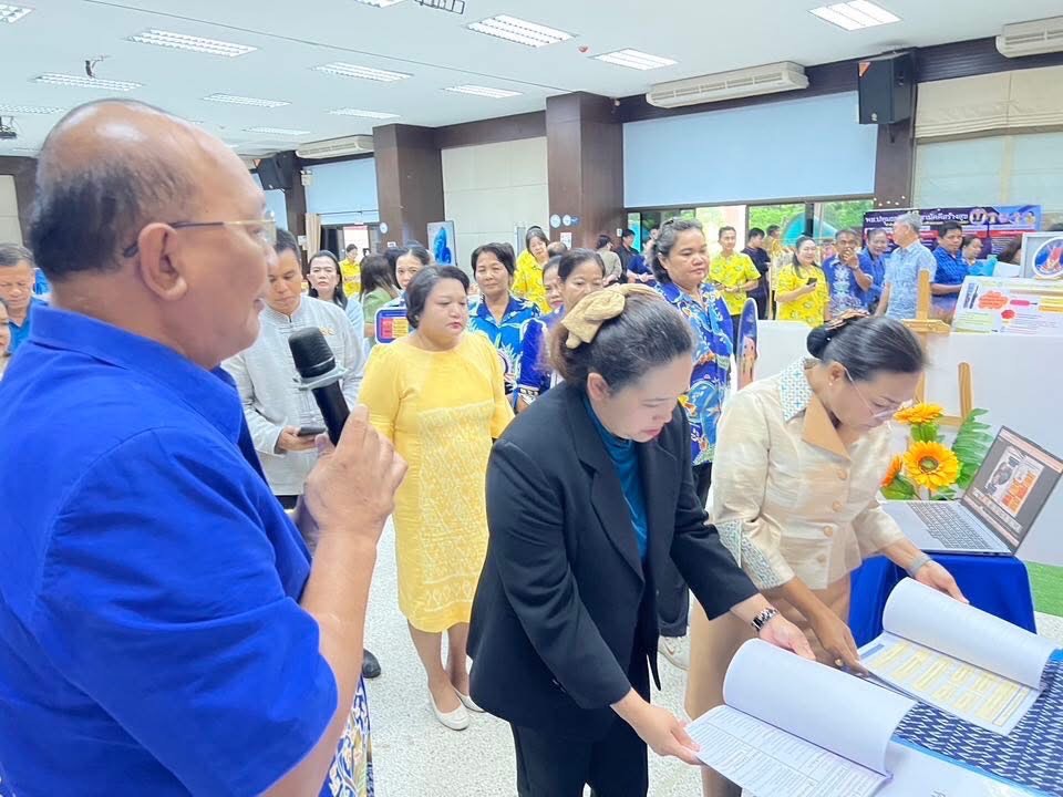 พช.อยุธยา ร่วมนำเสนอผลงานการคัดเลือกหน่วยงานต้นแบบและนวัตกรรมดีเด่น ประจำปี 2568